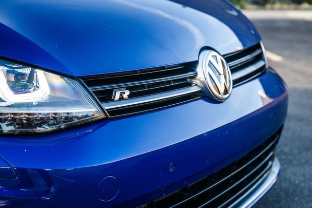 Used 2015 Volkswagen Golf R 4-Door AWD/4WD image 23