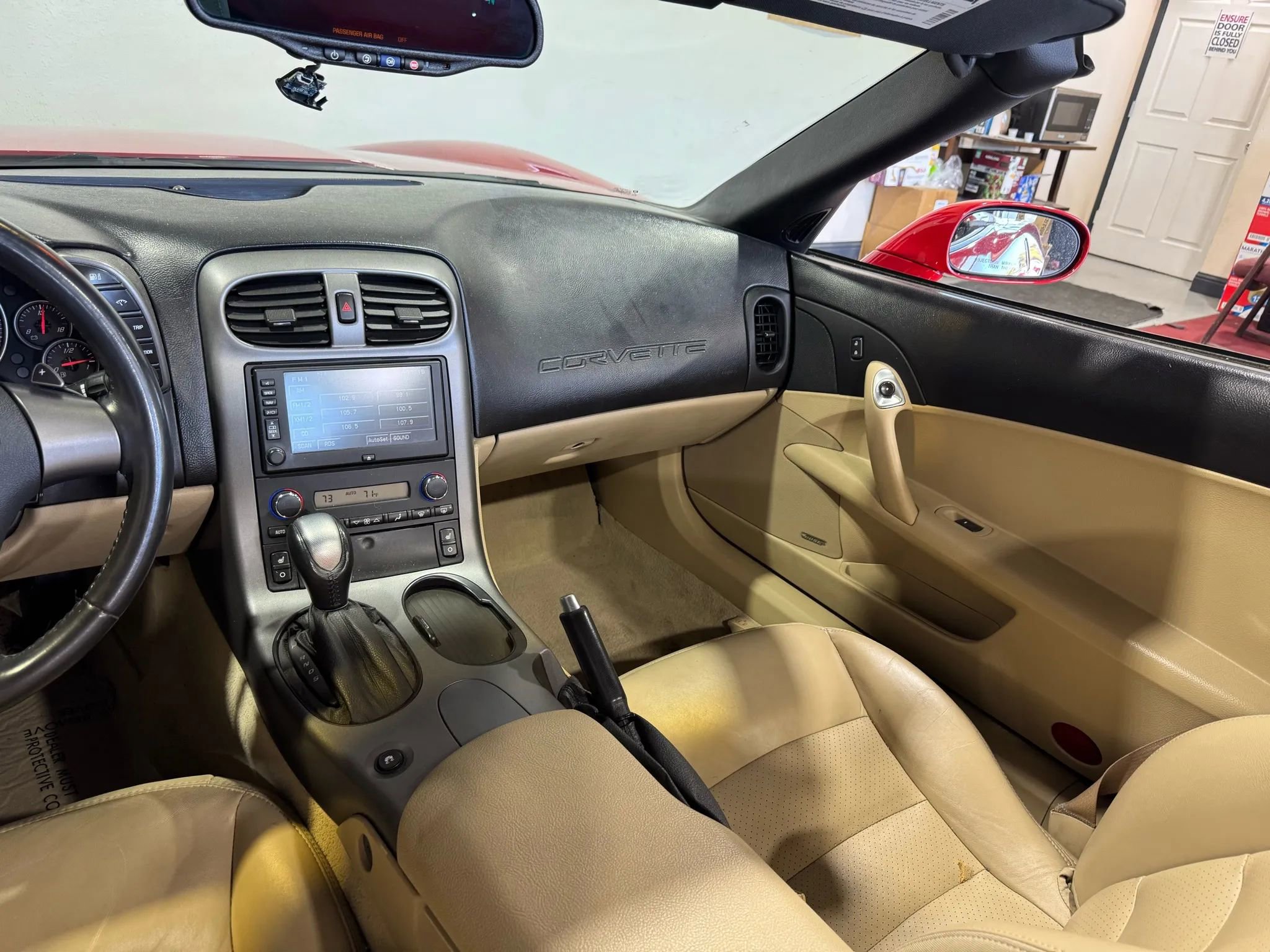 Used 2006 Chevrolet Corvette Convertible w/ Preferred Equipment Group image 23