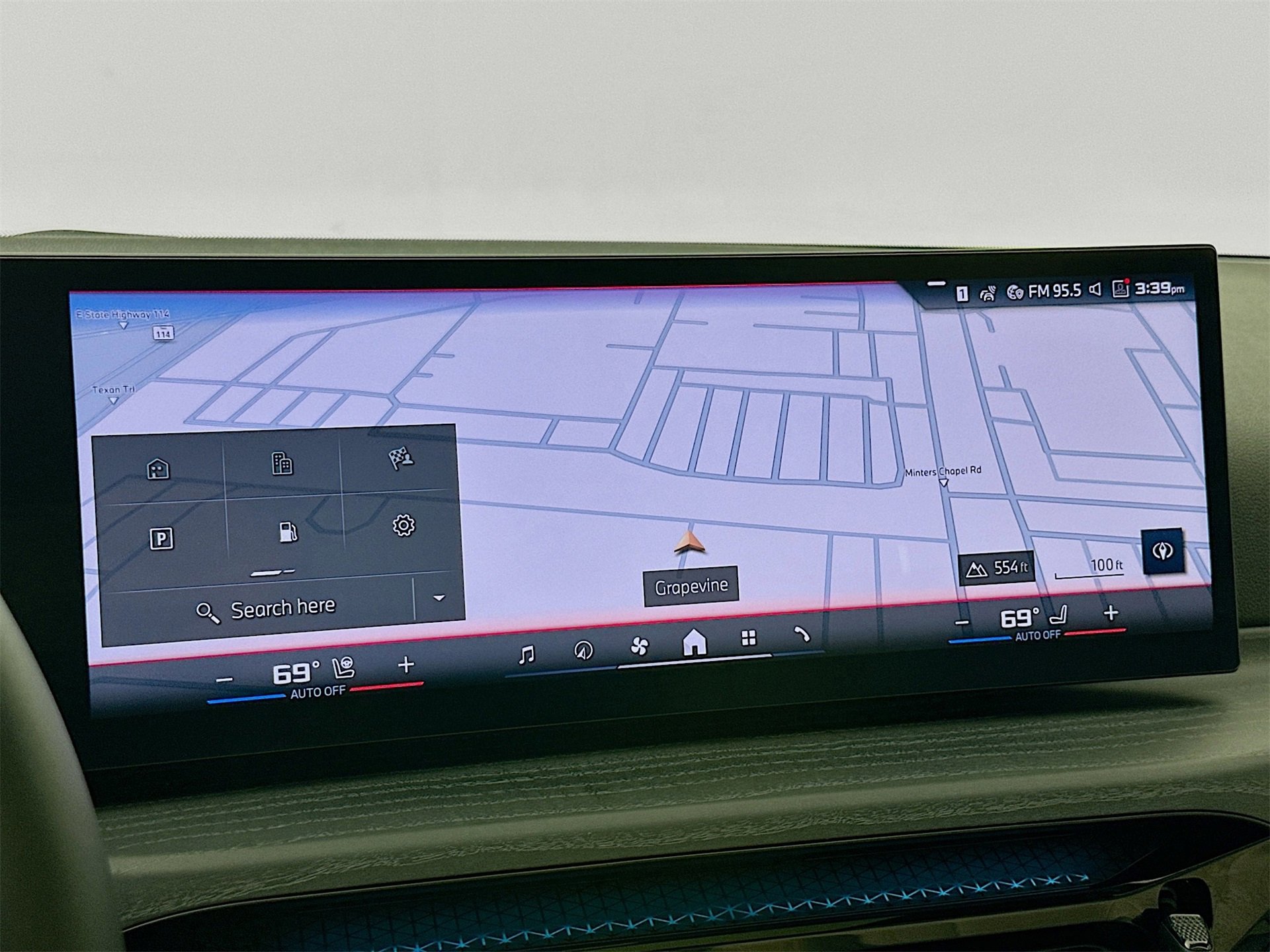 Used 2025 BMW M340i xDrive w/ Premium Package image 14