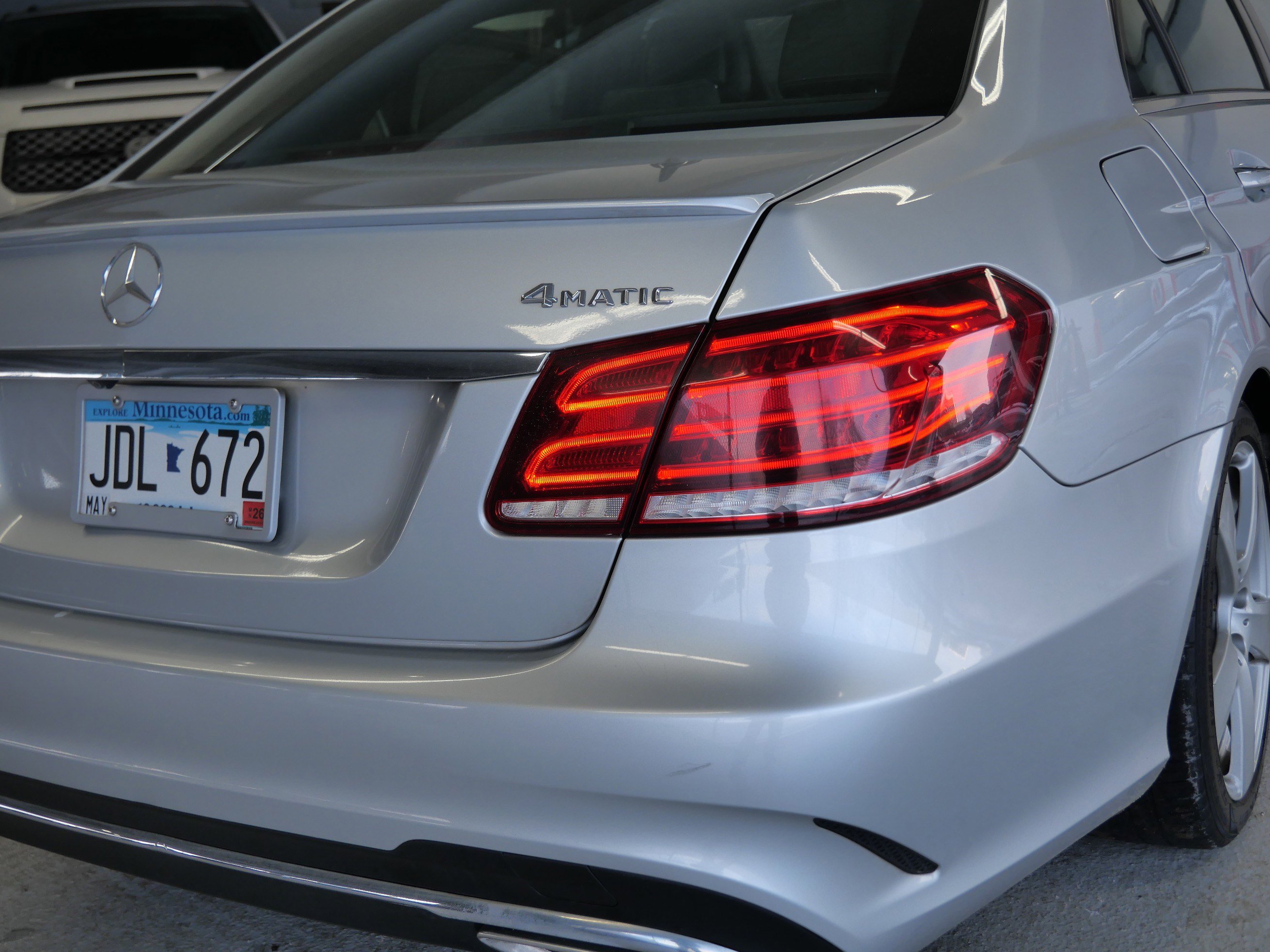 Used 2014 Mercedes-Benz E 350 4MATIC Sedan image 16