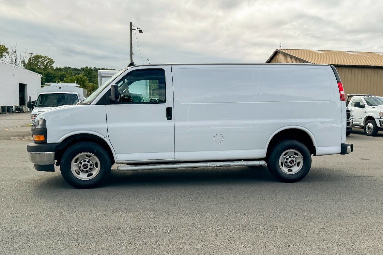 Used 2022 GMC Savana 2500 w/ Driver Convenience Package RWD image 6