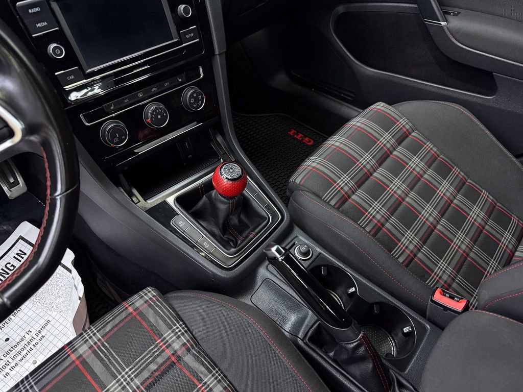 Used 2018 Volkswagen GTI Autobahn image 13
