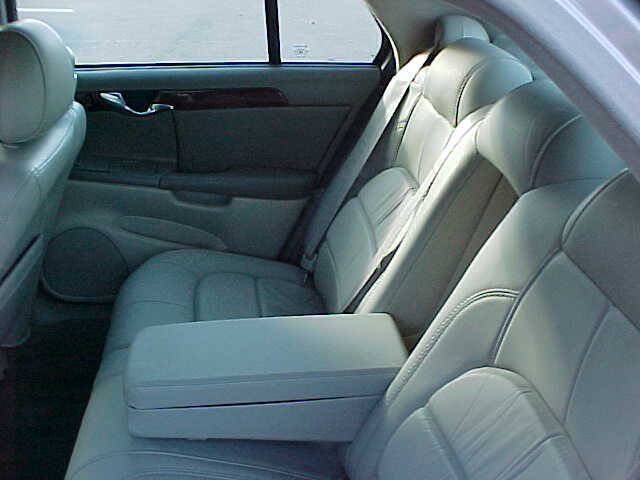 Used 2004 Cadillac De Ville FWD image 14