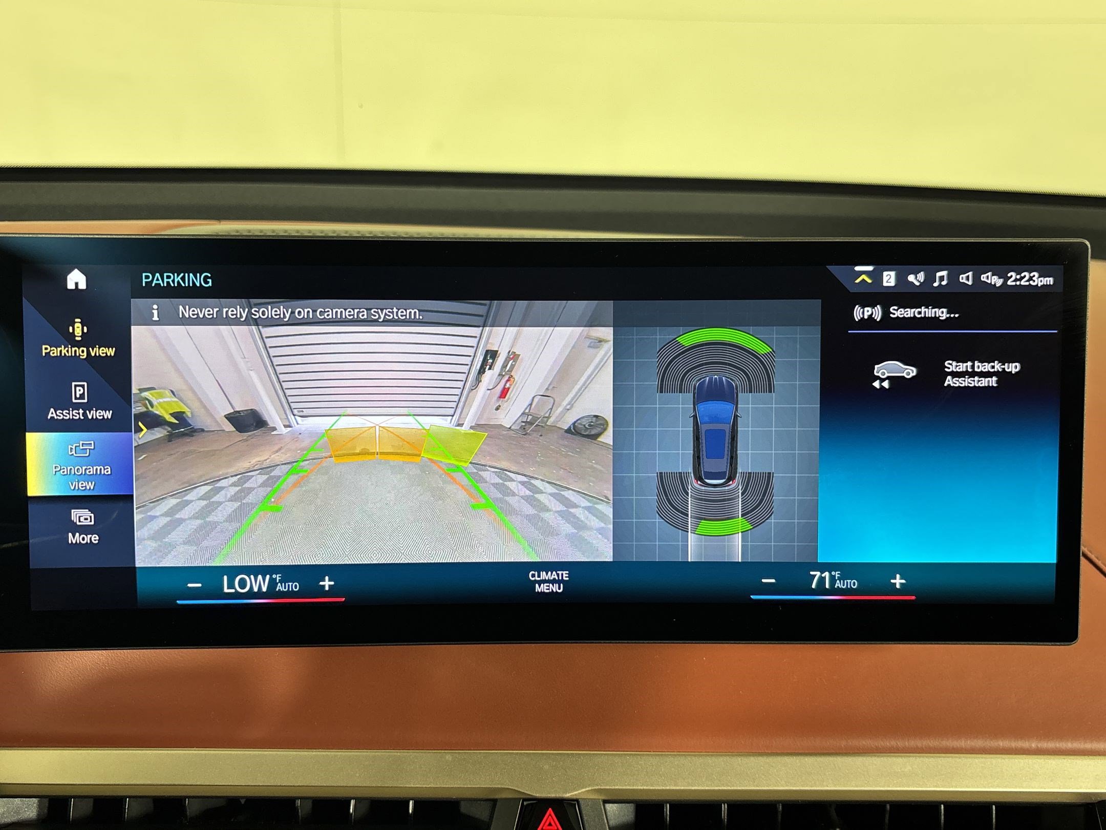 Certified 2023 BMW iX xDrive50 w/ Sport Package AWD/4WD image 25