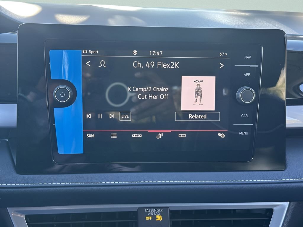 New 2026 Volkswagen Taos SEL image 16