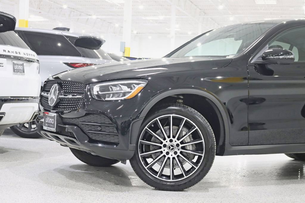Used 2022 Mercedes-Benz GLC 300 4MATIC Coupe image 2