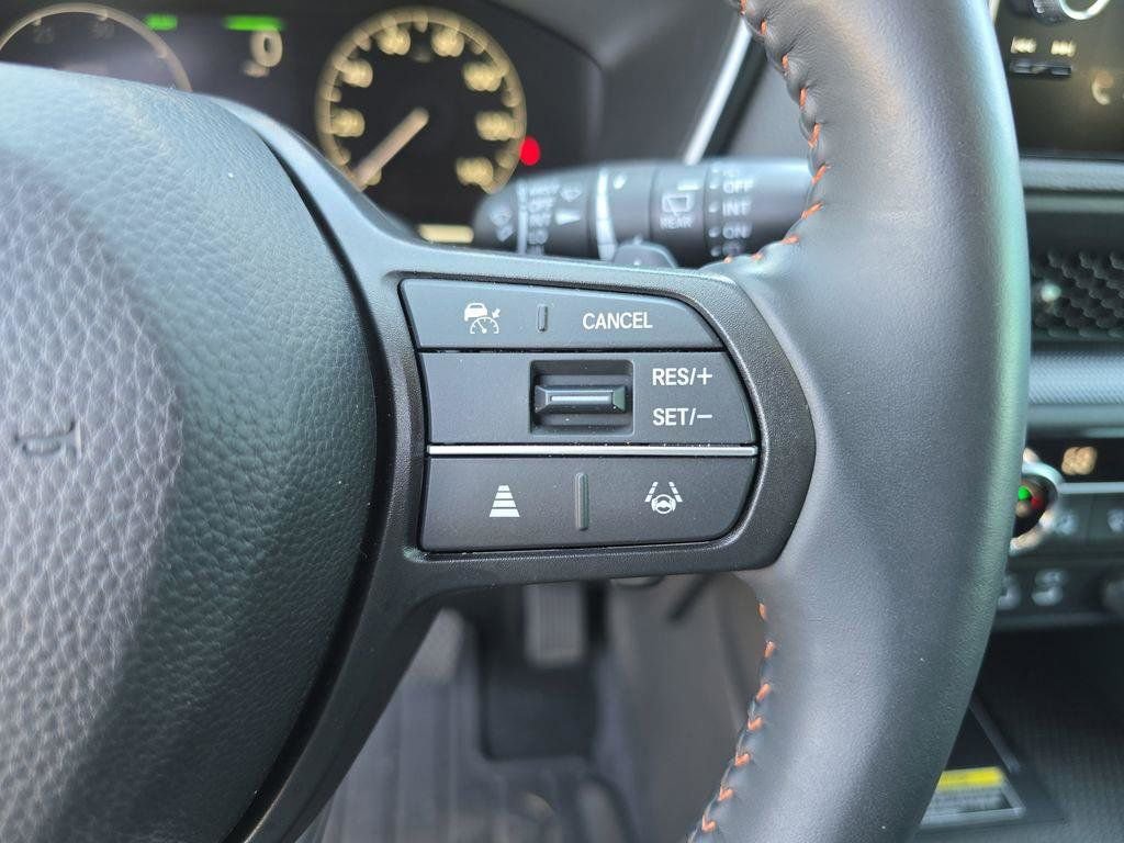 Used 2024 Honda CR-V Sport-L image 31