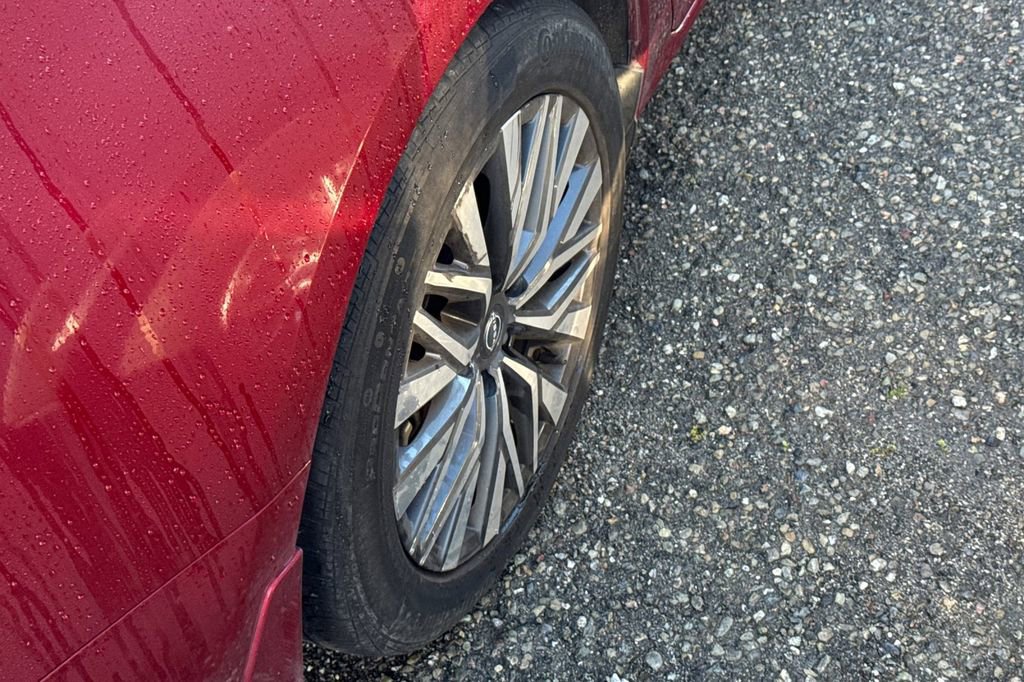 Used 2023 Nissan Altima 2.5 SV w/ SV Premium Package FWD image 4