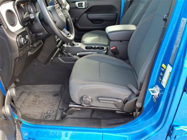 Used 2024 Jeep Gladiator Sport image 11