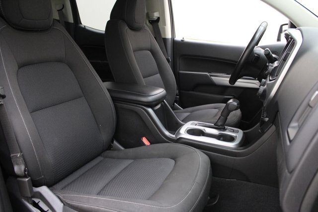 Used 2020 Chevrolet Colorado LT w/ Safety Package AWD/4WD image 3