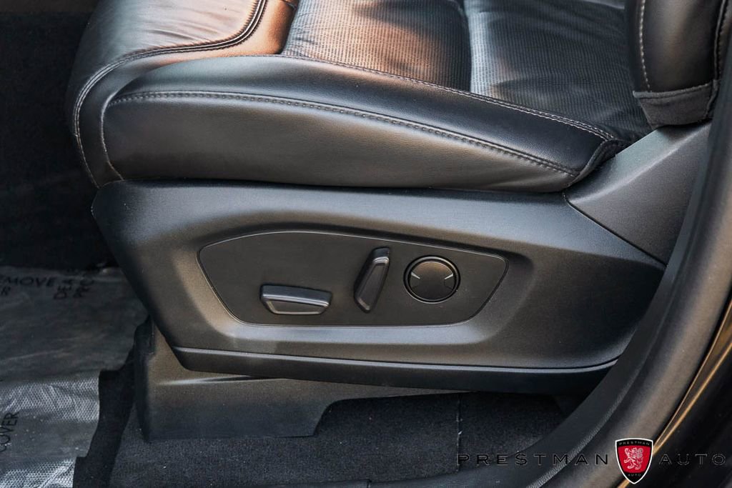 Used 2024 Ford Explorer Platinum w/ Technology Package image 27