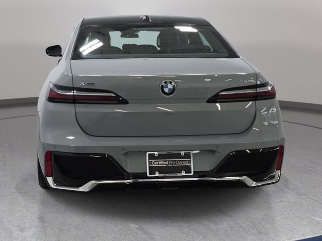 Used 2025 BMW 740i xDrive AWD/4WD image 6