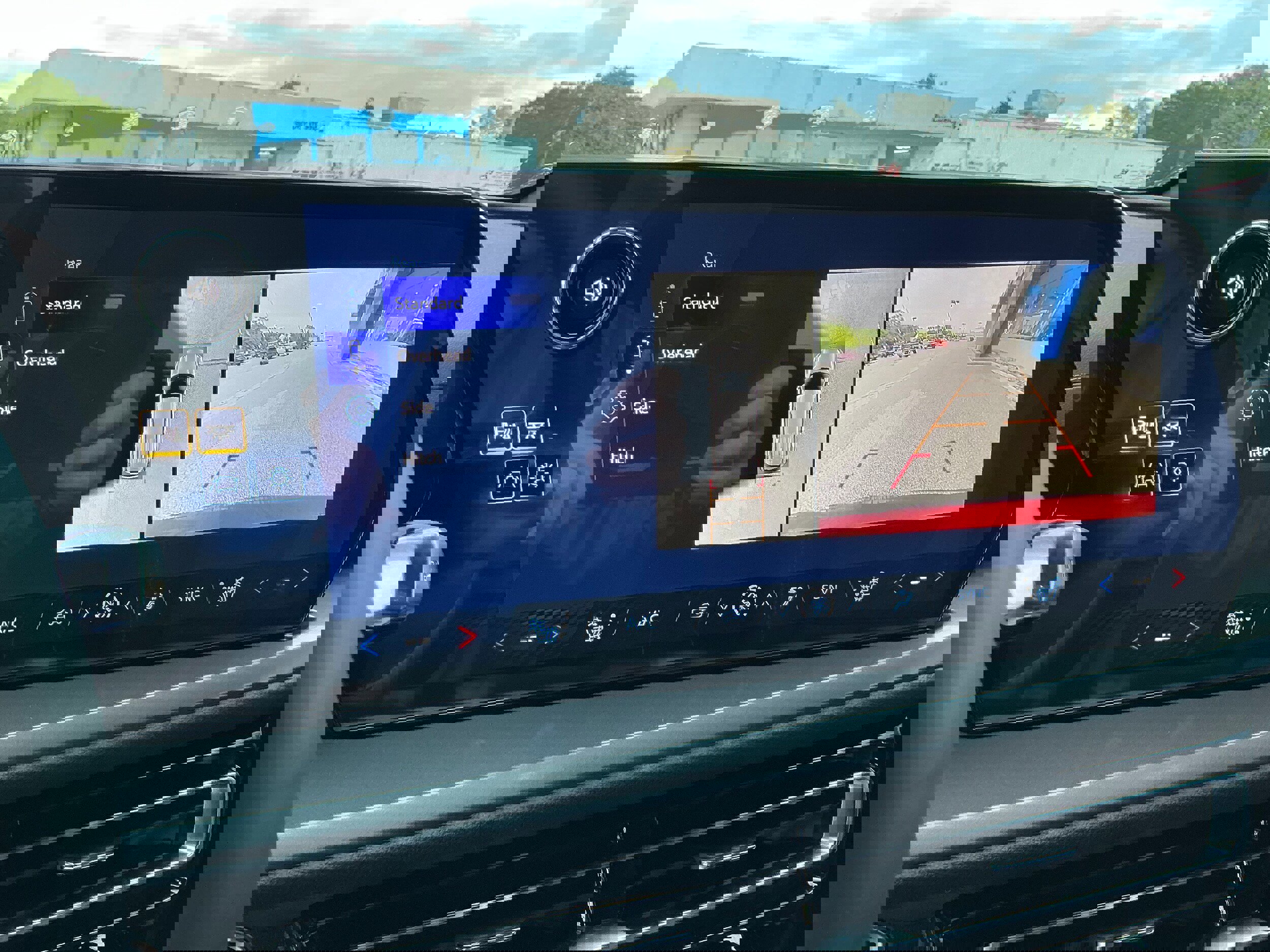 New 2026 Chevrolet Traverse LT w/ Driver Confidence Package image 9