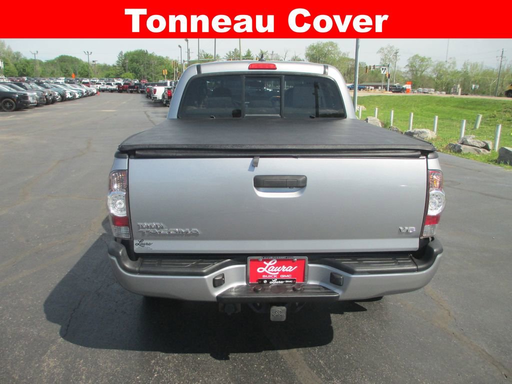 Used 2014 Toyota Tacoma 4x4 Double Cab w/ TRD Sport Package image 6