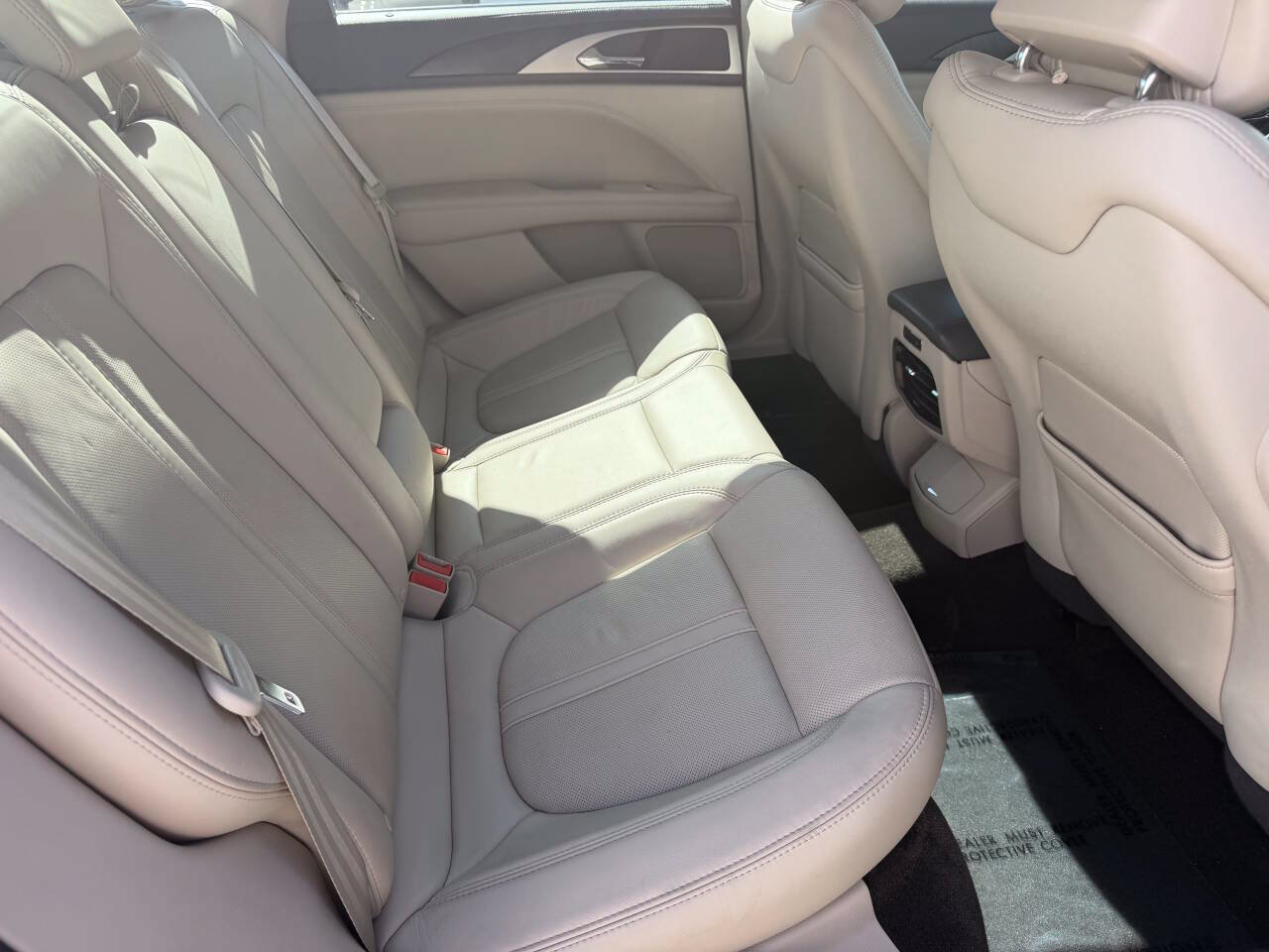 Used 2017 Lincoln MKZ Reserve w/ Climate Package FWD image 19