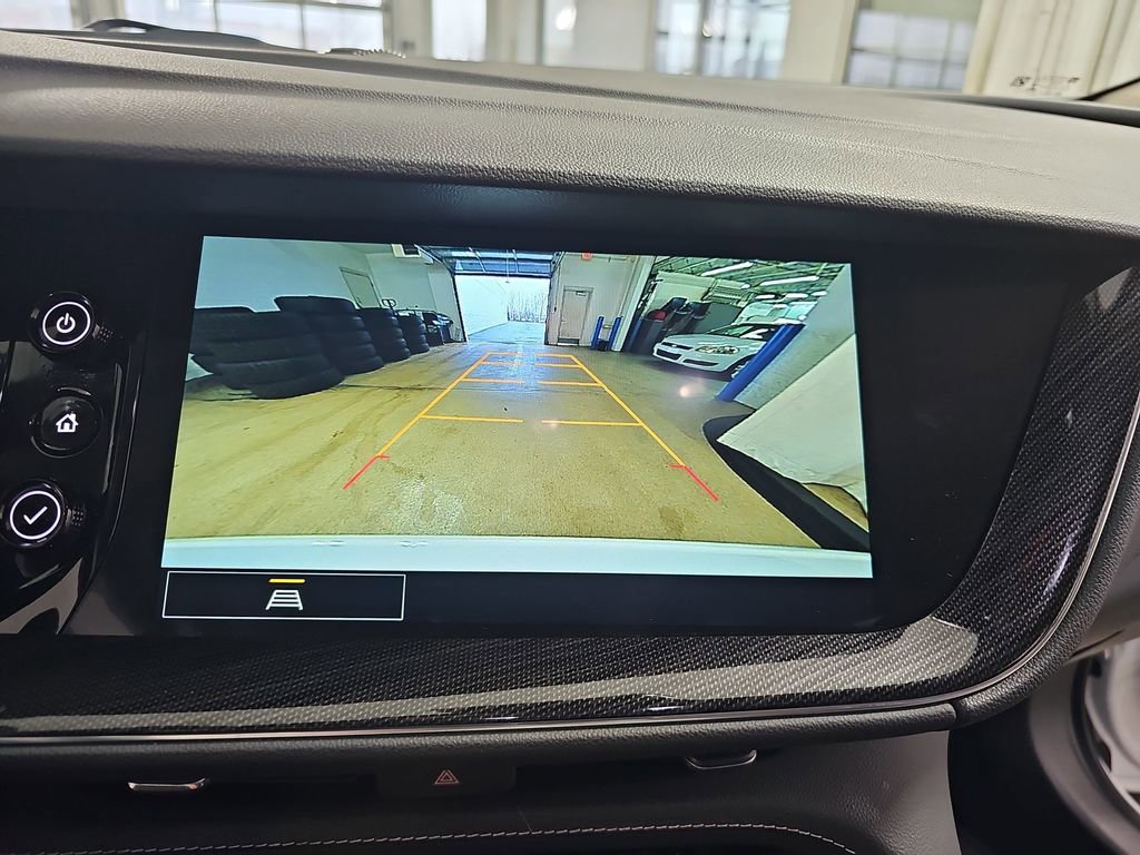 Certified 2023 Buick Envision Essence image 28