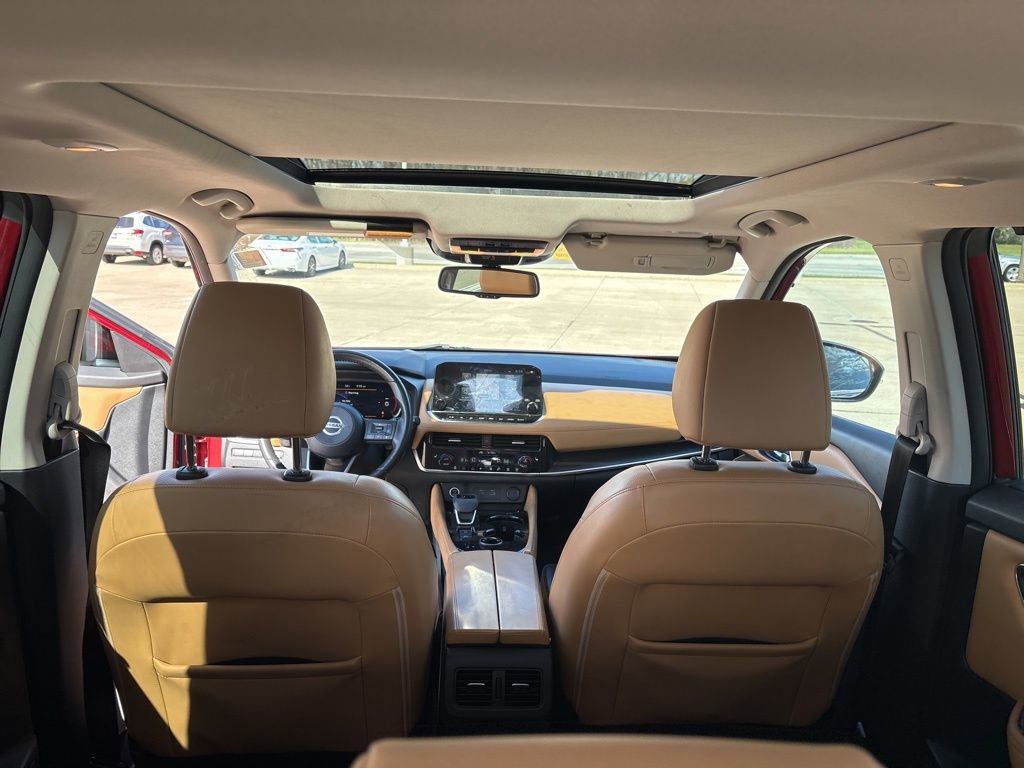 Used 2021 Nissan Rogue Platinum image 24