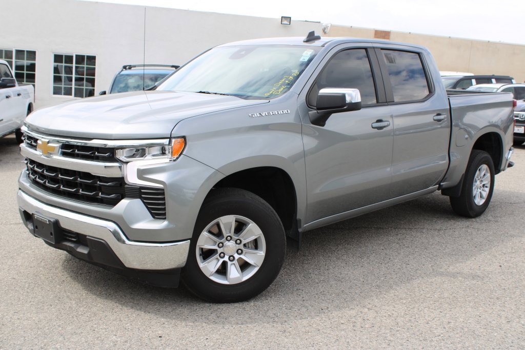 Used 2023 Chevrolet Silverado 1500 LT image 1