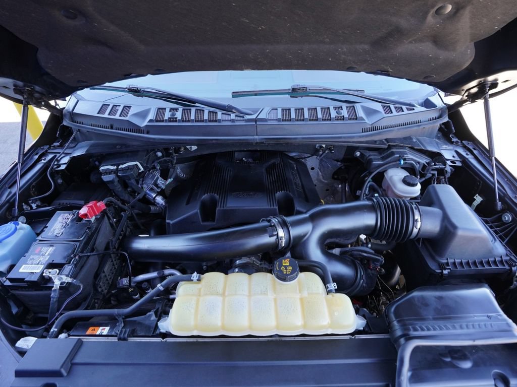 Used 2019 Ford F150 Platinum w/ Equipment Group 701A Luxury AWD/4WD image 28