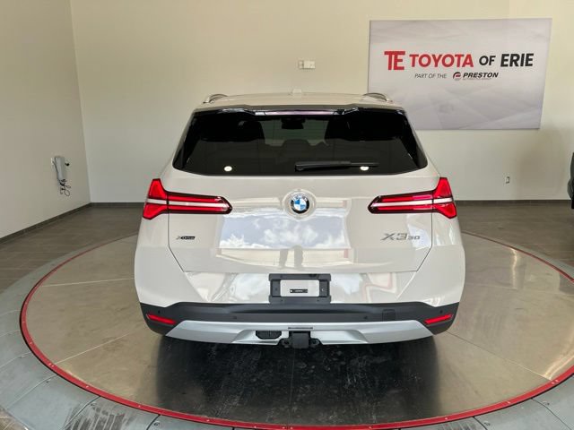 Used 2025 BMW X3 xDrive30i w/ Premium Package AWD/4WD image 5