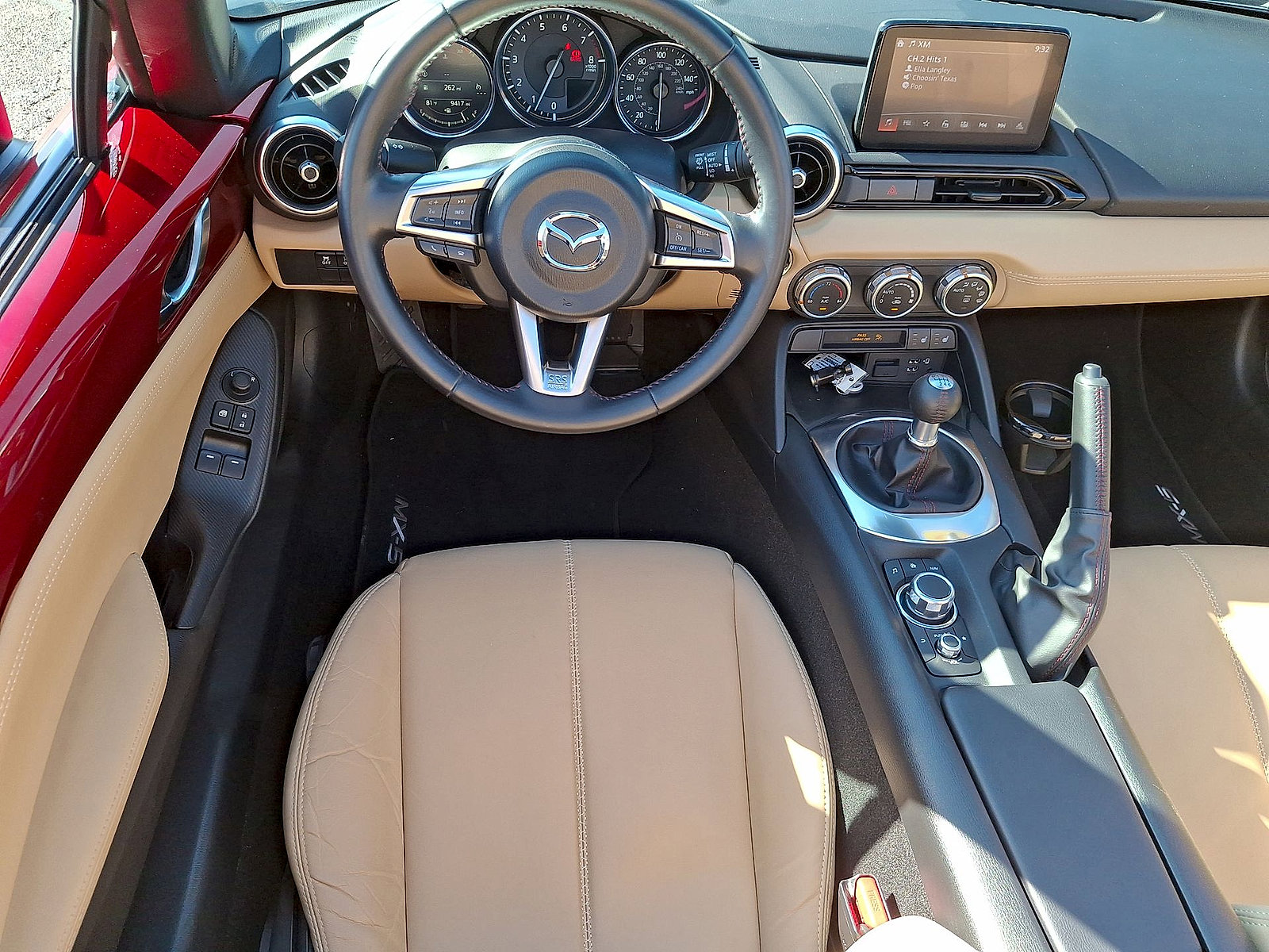 Used 2019 MAZDA MX-5 Miata Grand Touring w/ GT-S Package RWD image 20