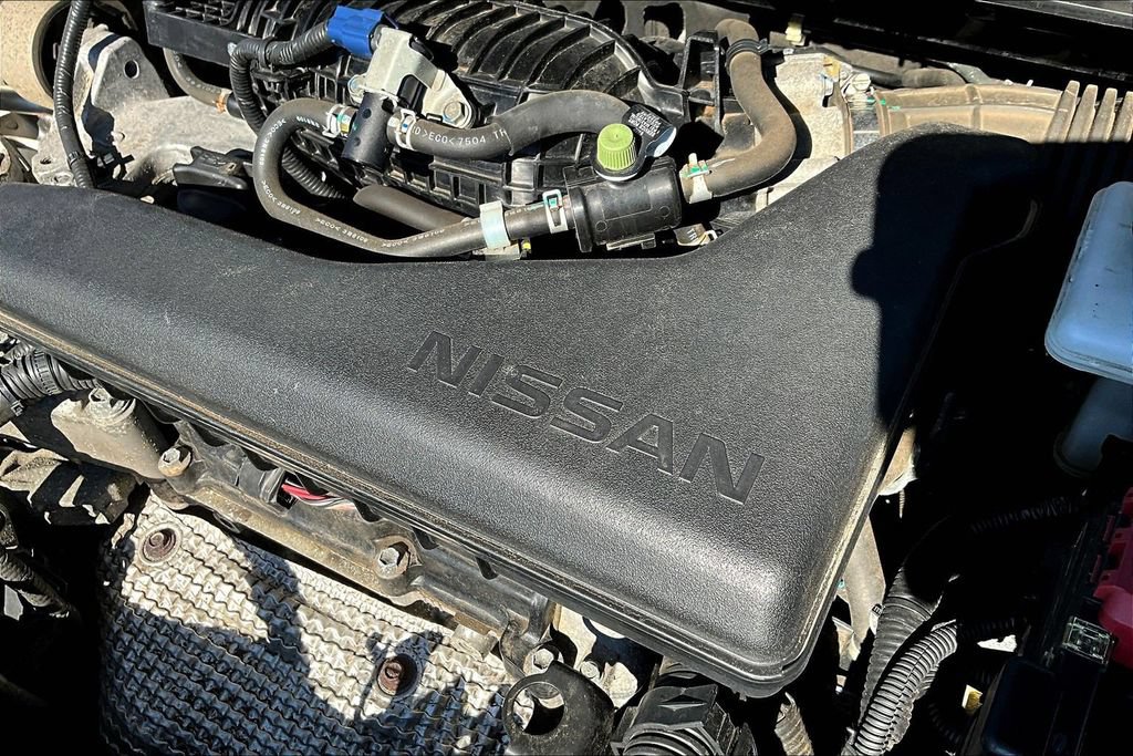 Used 2018 Nissan Rogue S AWD/4WD image 28