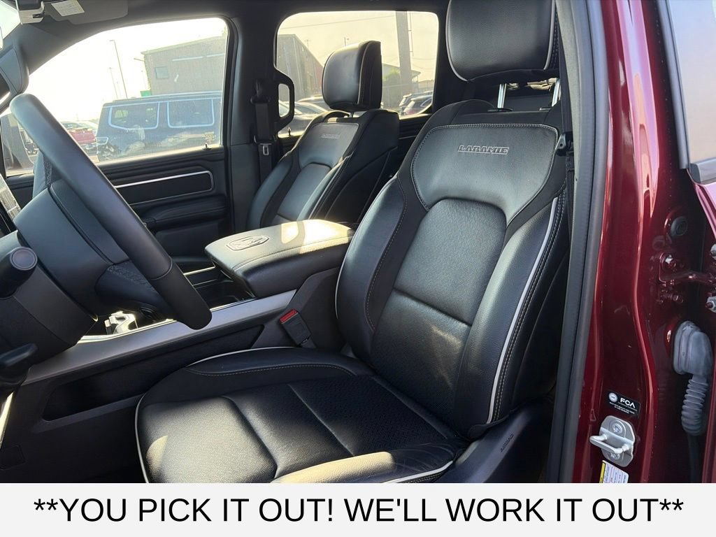 Used 2025 RAM 1500 Laramie AWD/4WD image 9