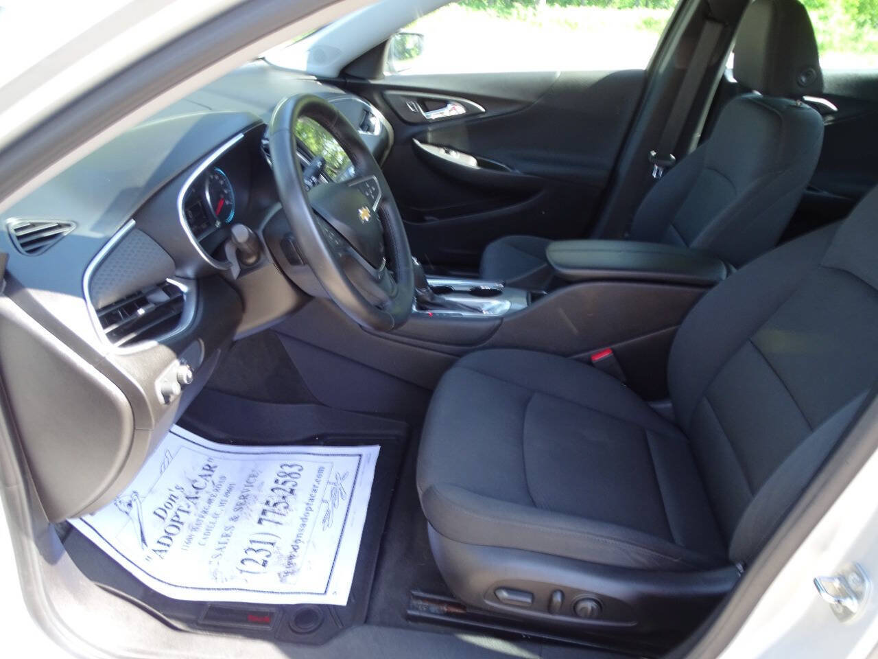 Used 2016 Chevrolet Malibu LT Sedan 4D FWD image 10