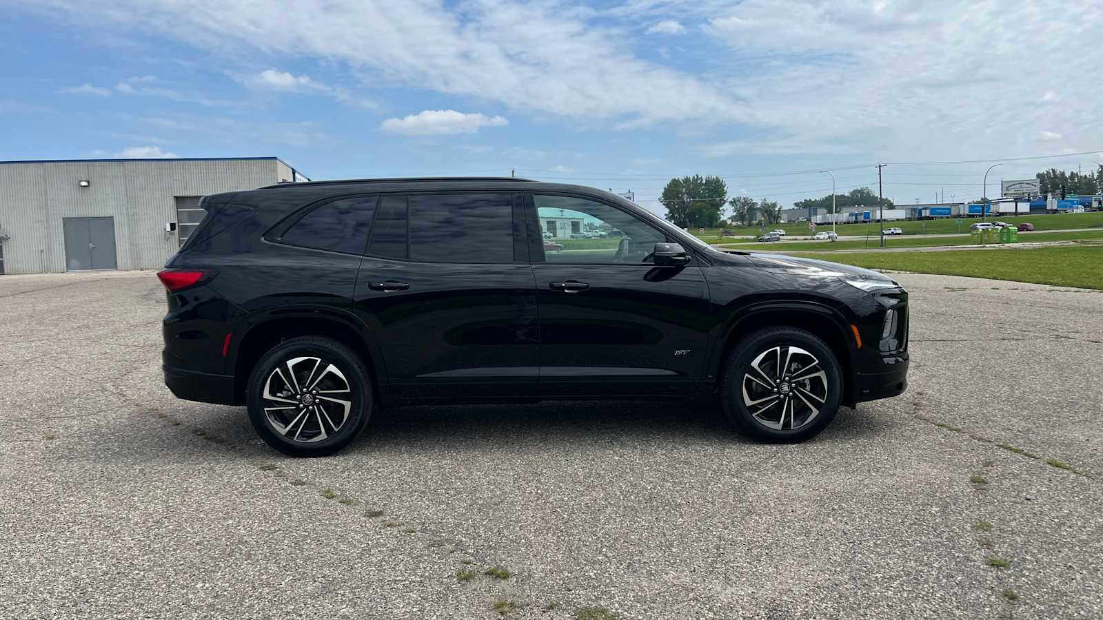 New 2026 Buick Enclave Sport Touring w/ Power Package image 3