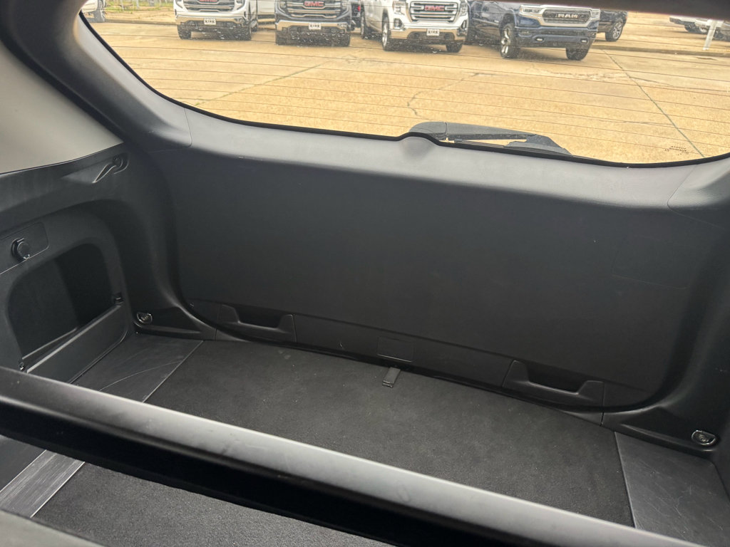 Used 2023 Toyota RAV4 XLE AWD/4WD image 18