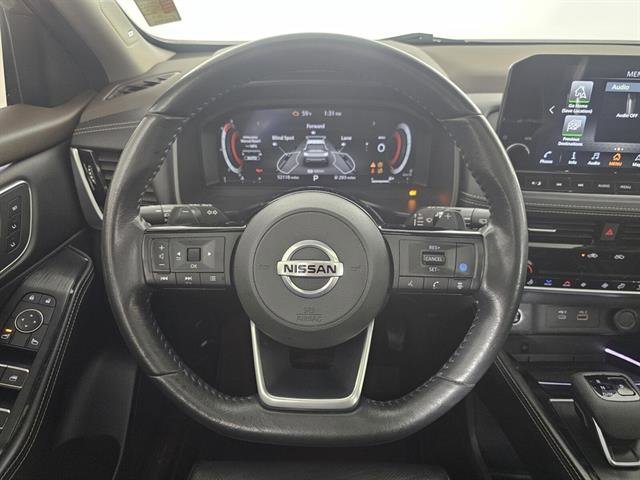 Used 2021 Nissan Rogue Platinum image 28