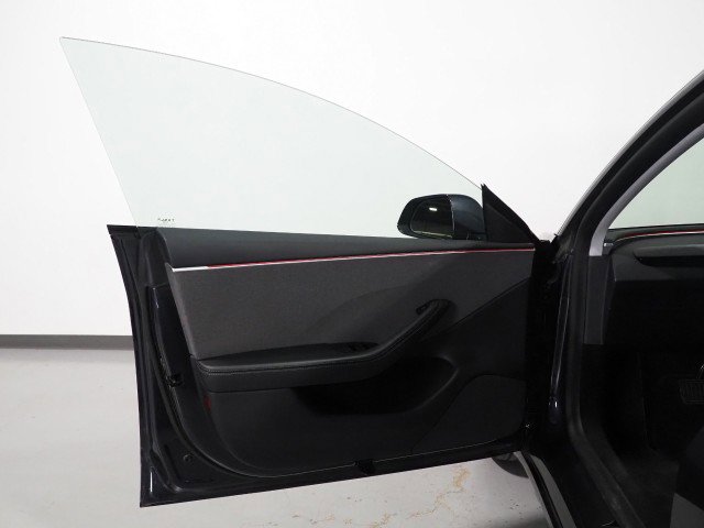 Used 2025 Tesla Model 3 Long Range RWD image 58