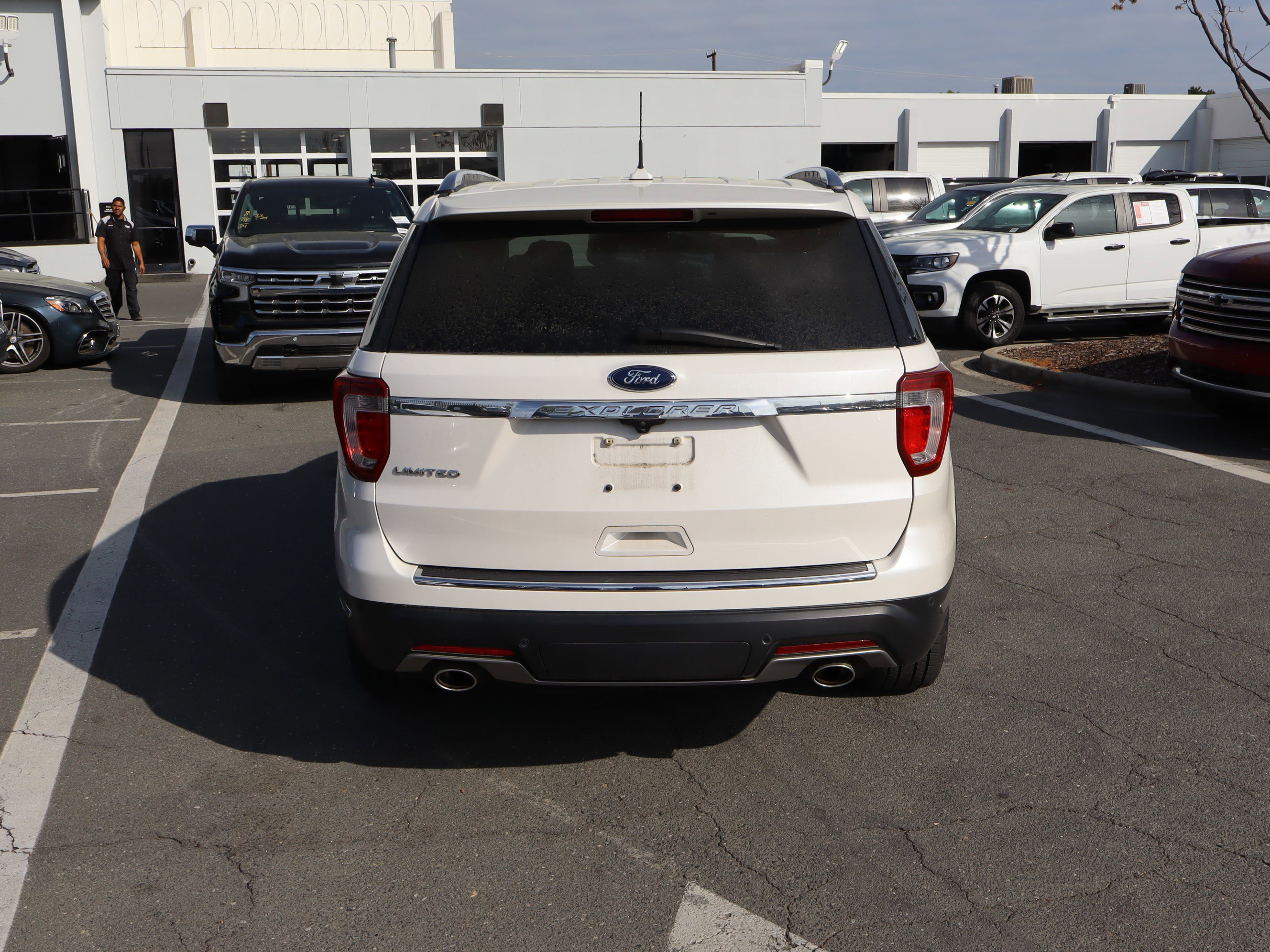 Used 2018 Ford Explorer Limited w/ Equipment Group 301A image 20
