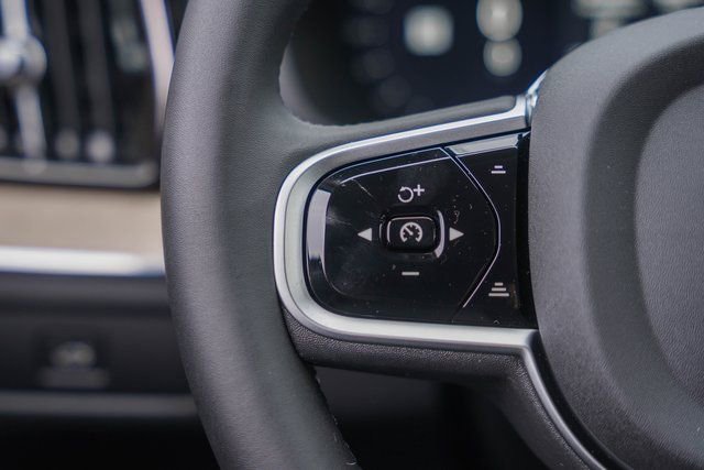 New 2026 Volvo XC60 B5 Plus w/ Protection Package Premier image 29