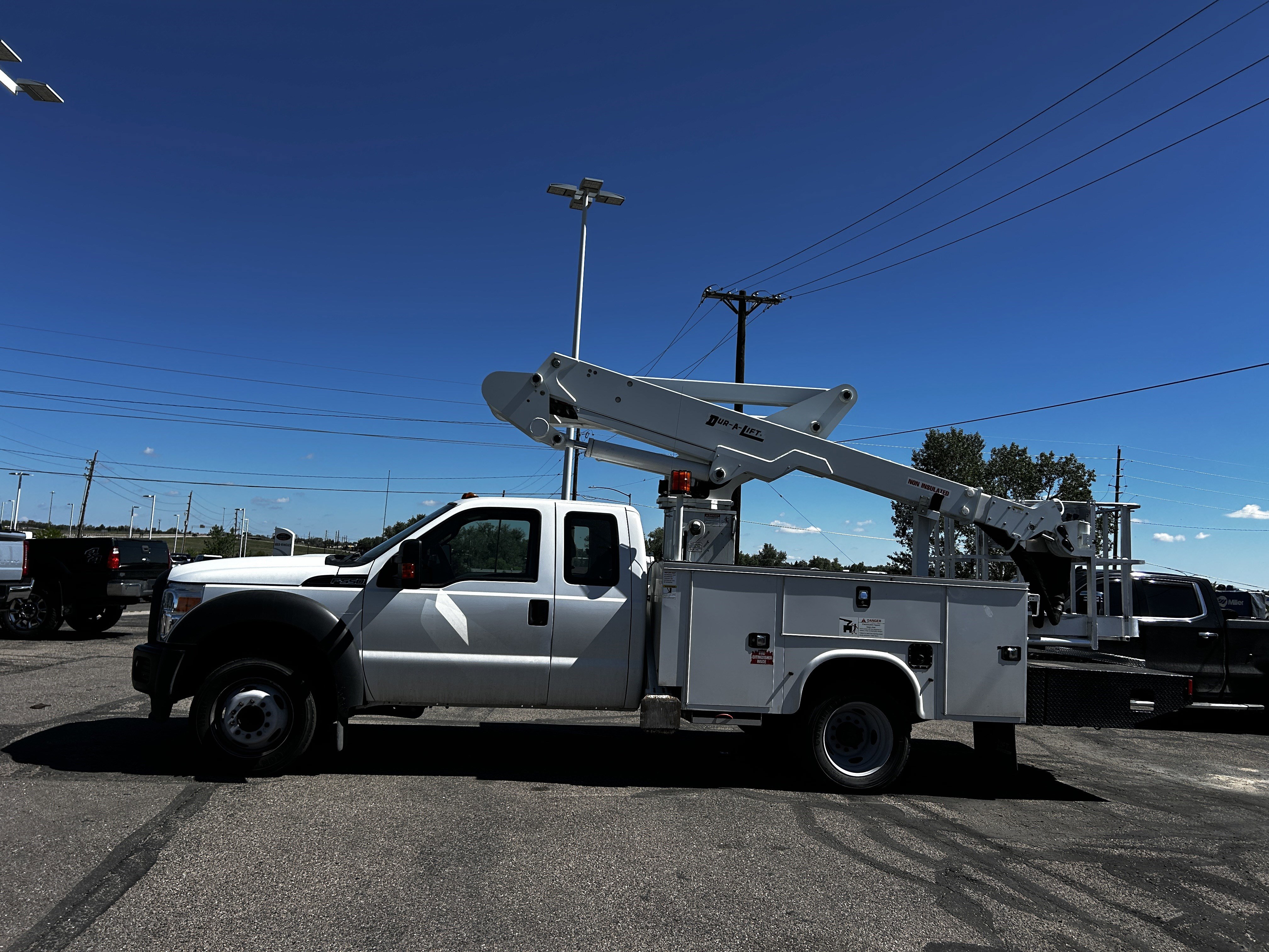 Used 2015 Ford F550 2WD SuperCab Super Duty image 2