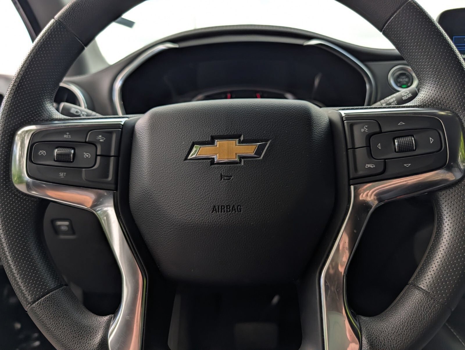 Used 2025 Chevrolet Blazer LT AWD/4WD image 26