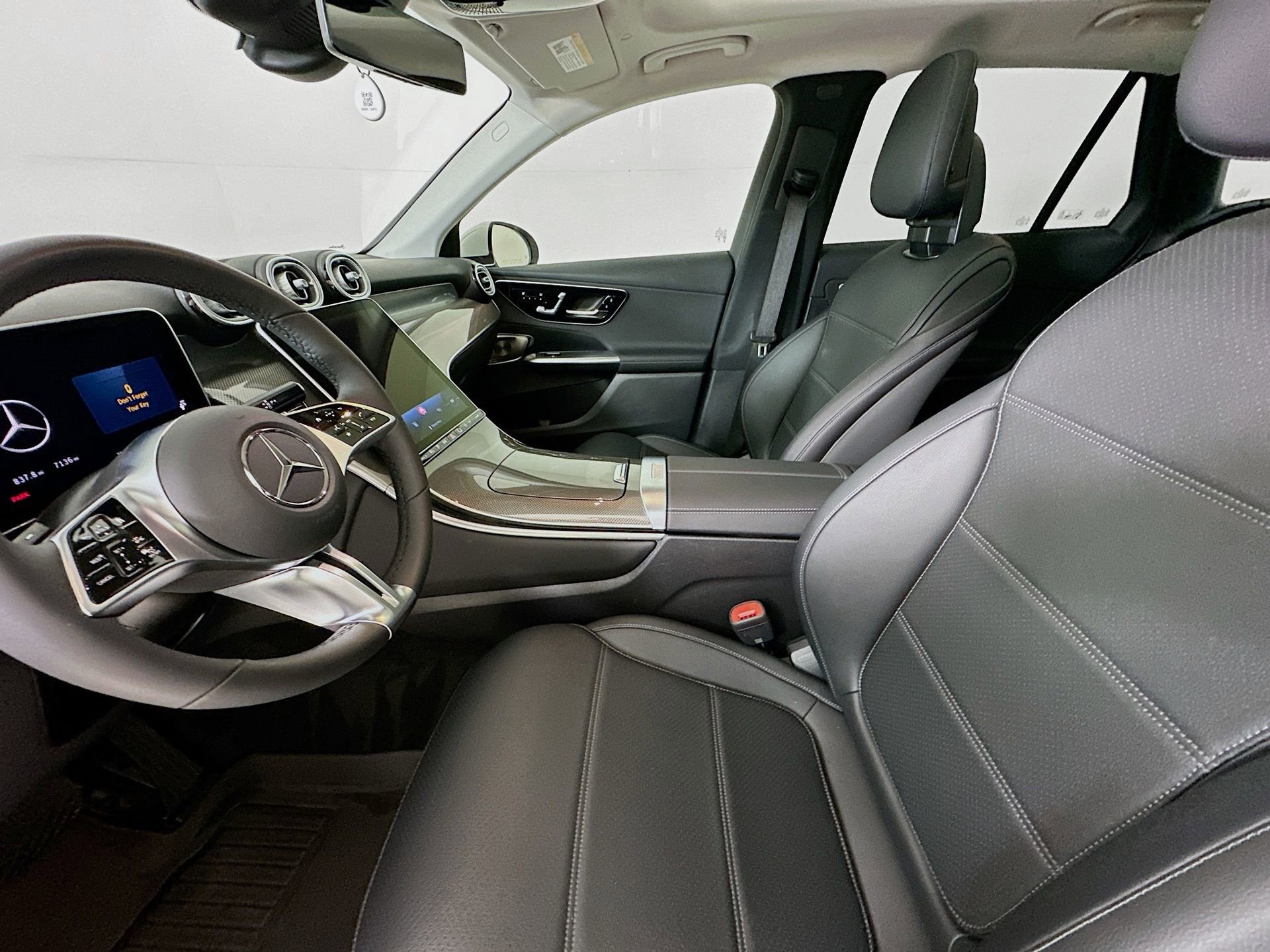 Certified 2025 Mercedes-Benz GLC 350e 4MATIC image 23