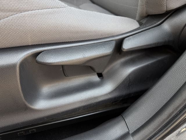 Used 2021 Toyota Corolla SE FWD image 23