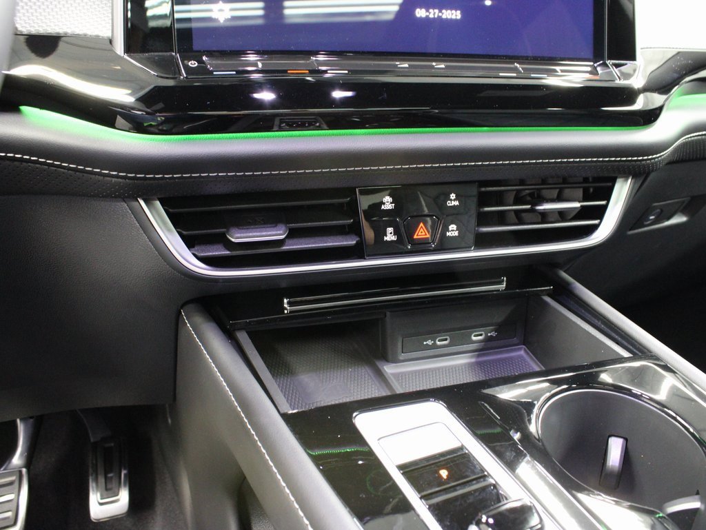 Used 2024 Volkswagen Atlas Cross Sport SEL Premium R-Line image 55