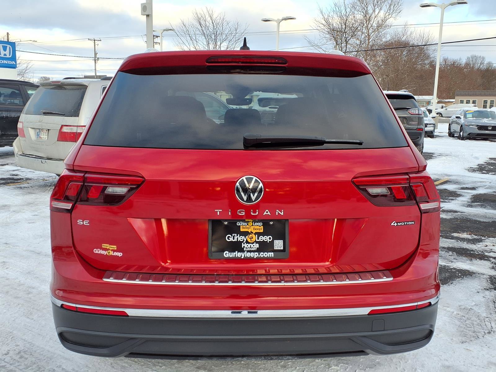 Used 2022 Volkswagen Tiguan SE image 9