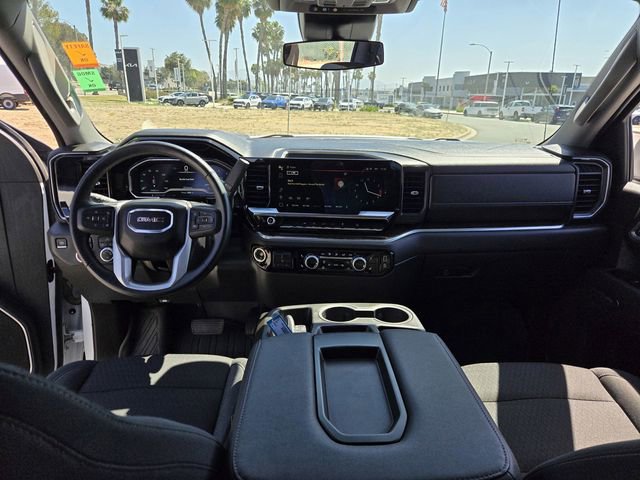 Used 2023 GMC Sierra 1500 SLE AWD/4WD image 15