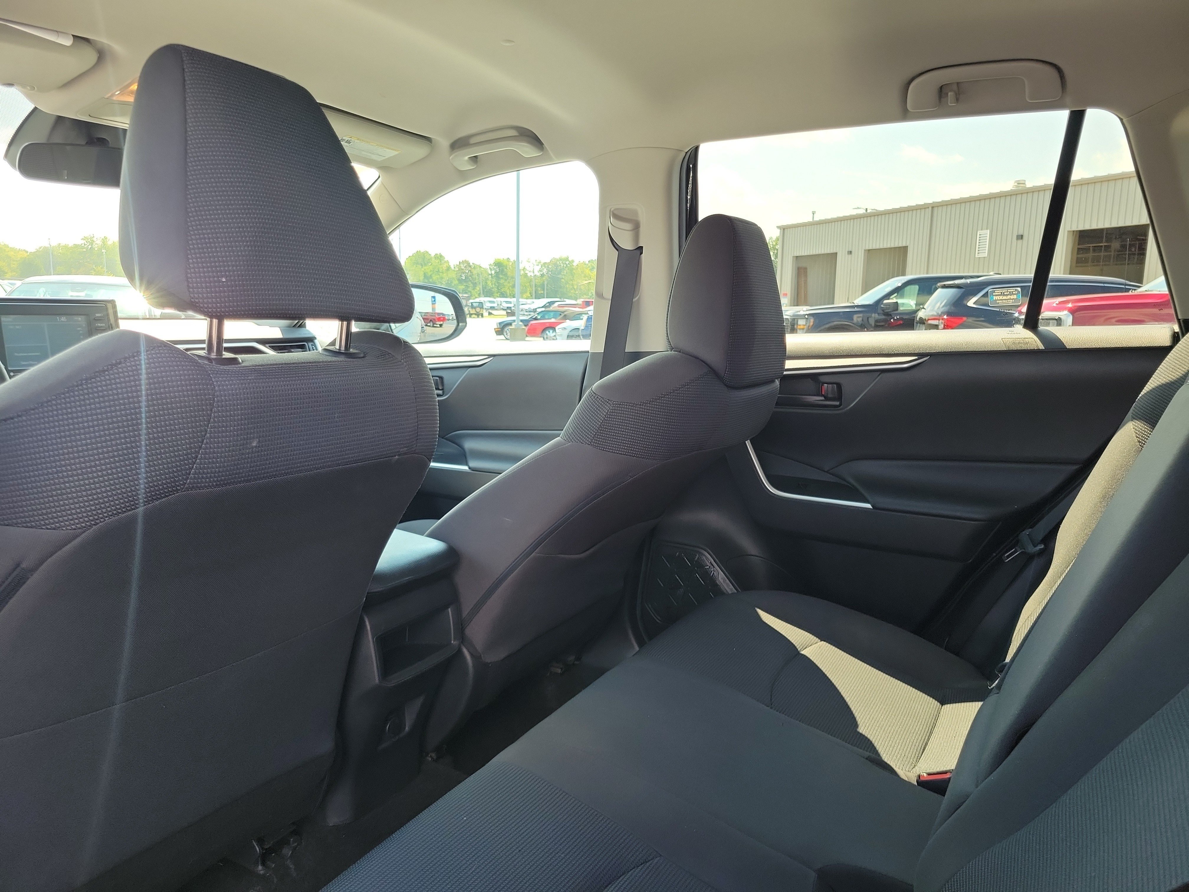 Used 2020 Toyota RAV4 LE w/ All Weather Liner Package AWD/4WD image 14
