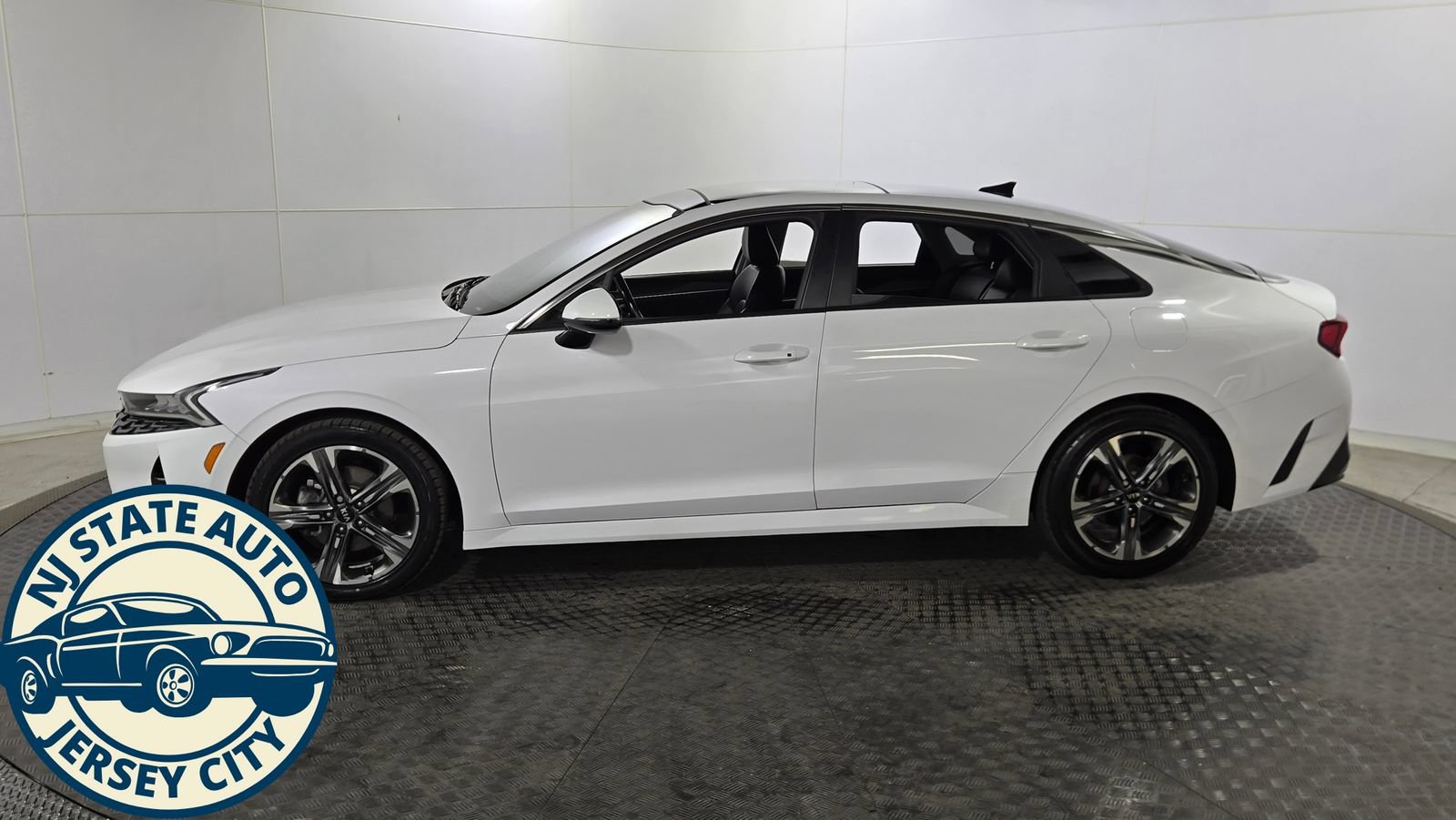 Used 2021 Kia K5 EX w/ EX Premium Package FWD image 4