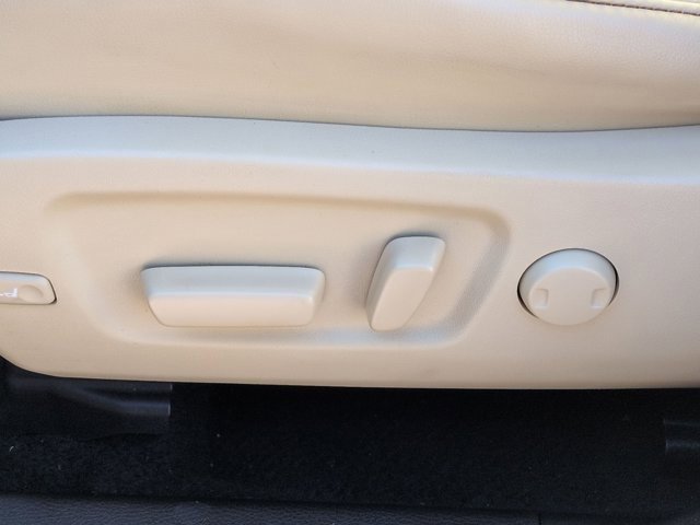 Certified 2017 Toyota Highlander Limited image 13