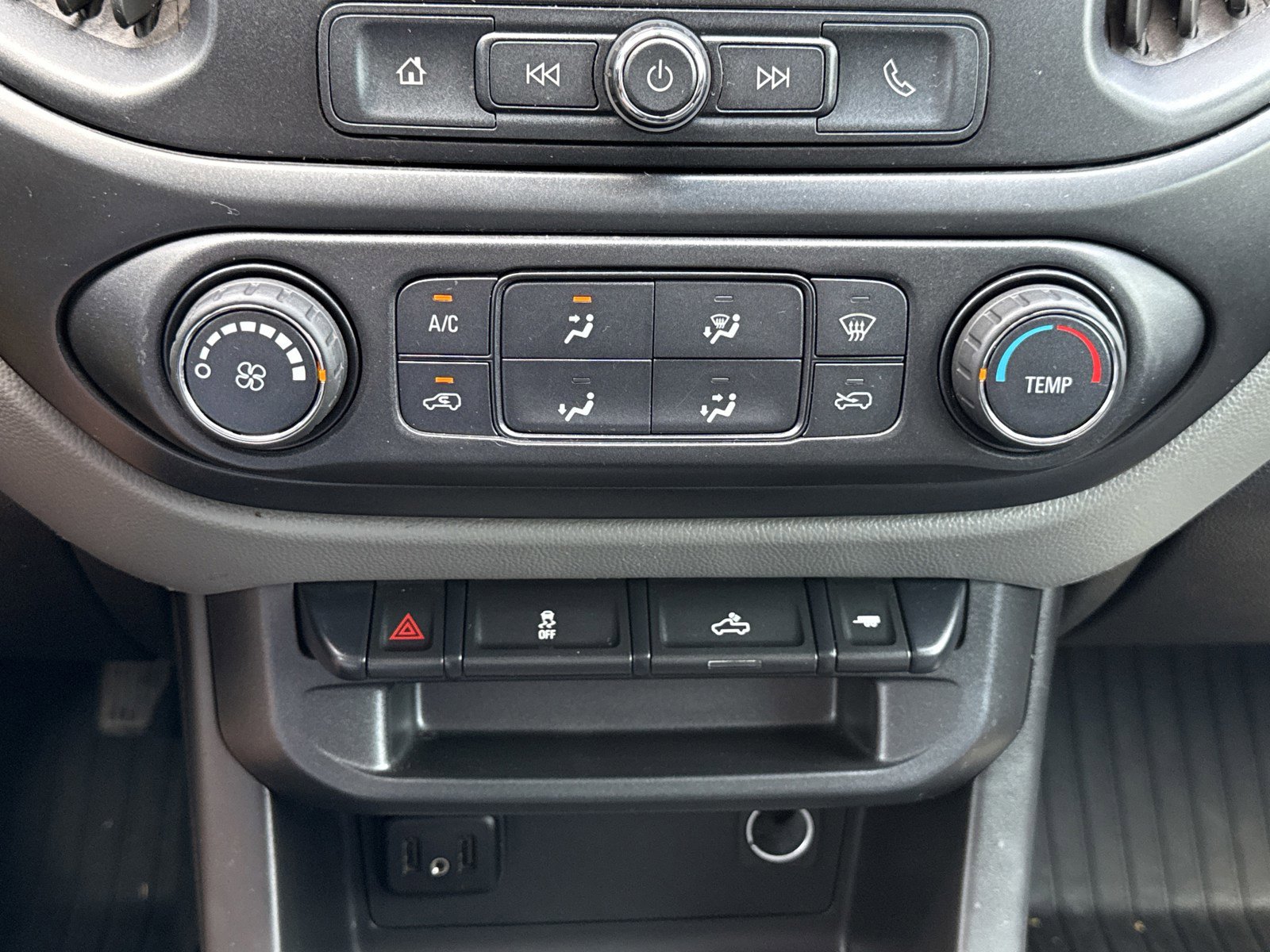 Used 2019 Chevrolet Colorado W/T w/ WT Convenience Package RWD image 21