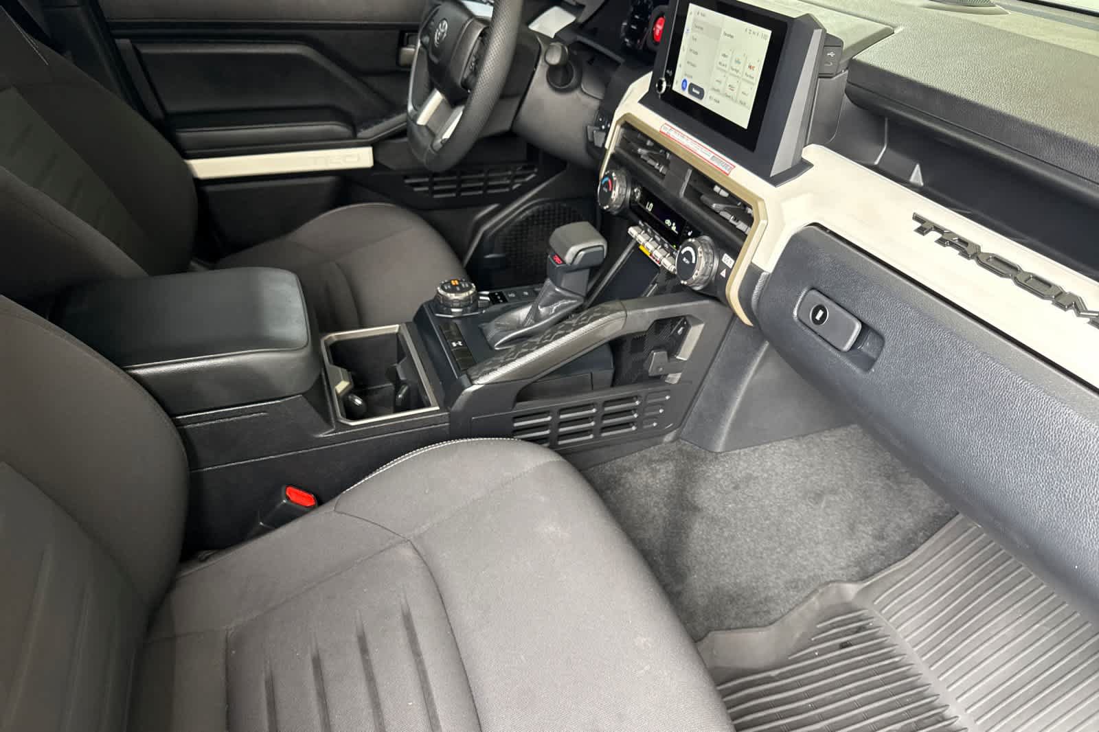 Used 2024 Toyota Tacoma TRD Off-Road w/ TRD Off Road Upgrade Package AWD/4WD image 15