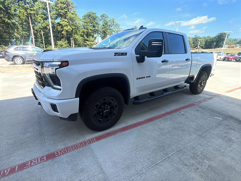 Used 2024 Chevrolet Silverado 3500 LT w/ Z71 Sport Edition AWD/4WD image 3