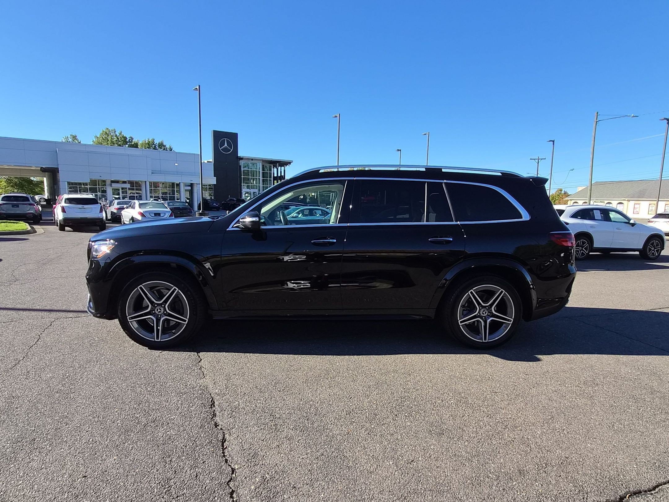 Certified 2025 Mercedes-Benz GLS 450 4MATIC image 6
