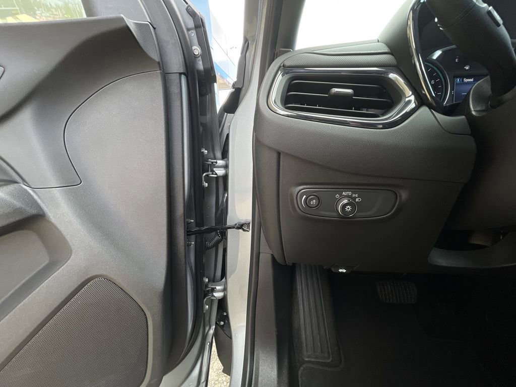 Certified 2024 Chevrolet Equinox RS image 17