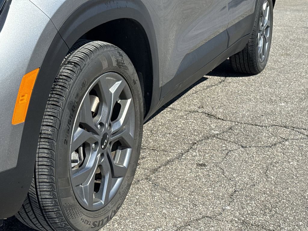 Used 2024 Kia Seltos S image 18